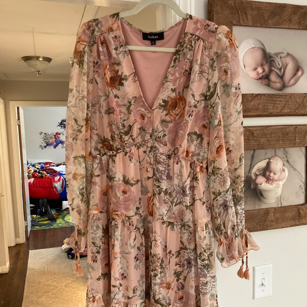 Red dress boutique aakaa peach floral maxi